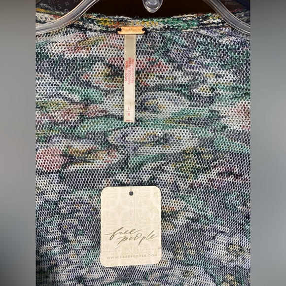 NWT Free People Rudi Ruffle Top size Large - Picture 3 of 8